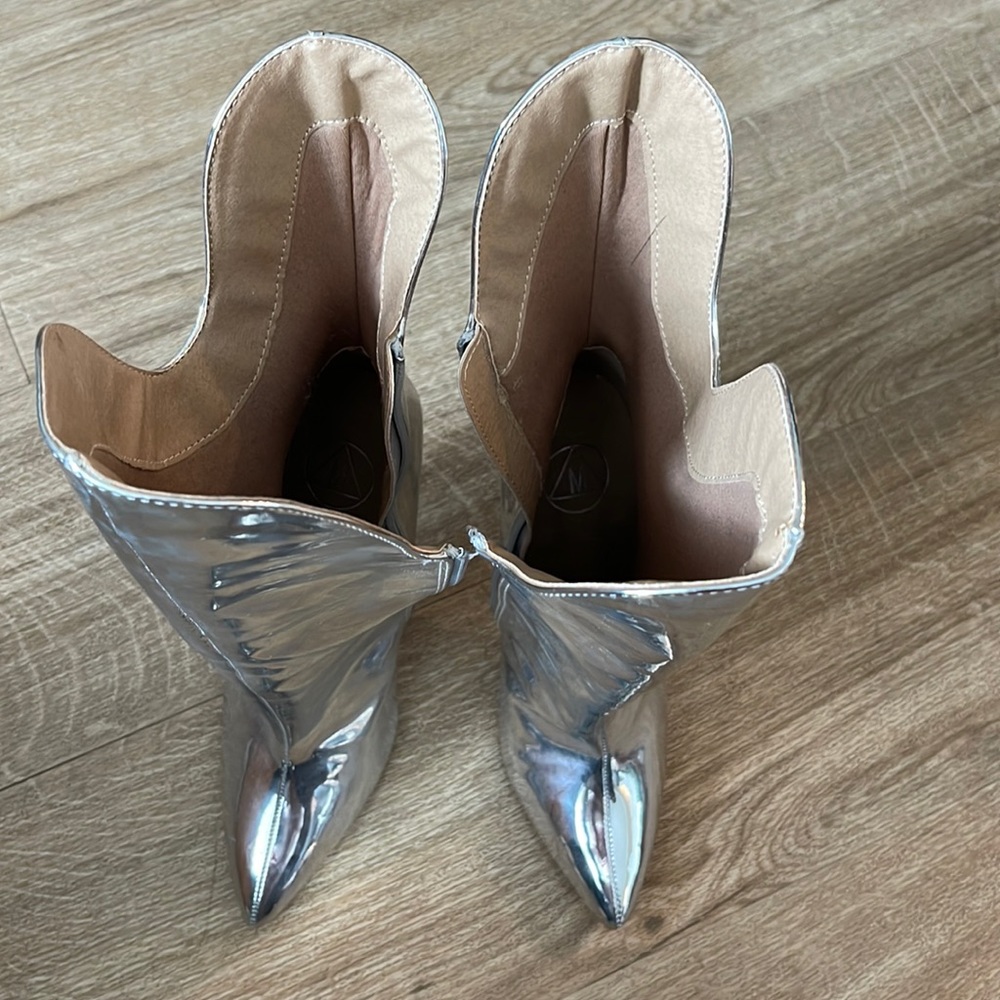 Silver calf boot